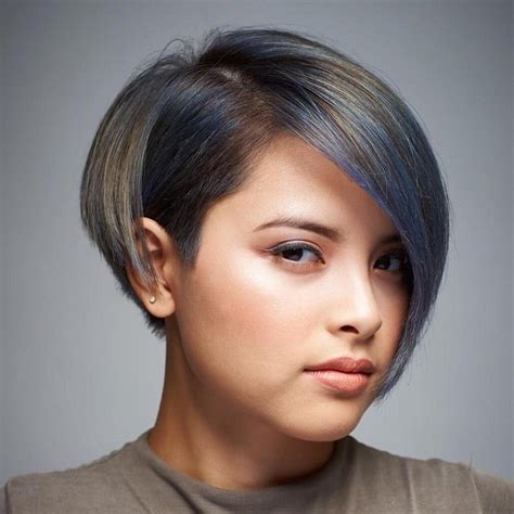 Stylish Short Hairstyles For Round Faces