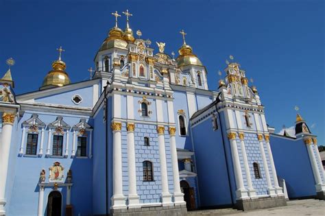 Ukraine's deal with creditors to restructure its foreign debt in the summer of 2015 was a breathtaking and unusual piece of action that was watched by investors across the globe. Guide en Ukraine : guide touristique pour visiter l ...