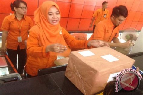 Oleh roisul fikridiposting pada 28 april 201920 maret di kesempatan kali ini saya akan mencoba membantu kamu untuk mendapatkan buku secara gratis. Dirut Pos: Program Kirim Buku Gratis Setiap Tanggal 17 ...