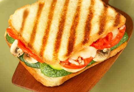 This vegan panini is so good, the best sandwich for summer! Veggie Panini