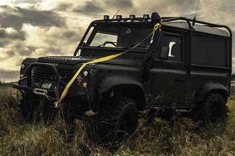 Land Rover Defender Off Road Experience For 2 People Everyman Motor