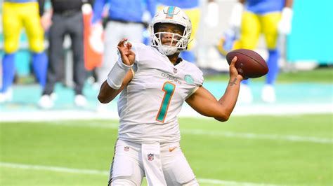 Miami Dolphins Tua Tagovailoa Has First Touchdown Pass Of Nfl Career