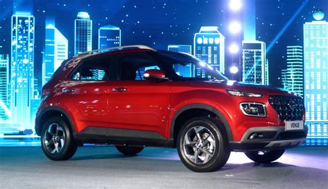 Meanwhile, the top end model with the diesel engine. Launch of Hyundai Venue