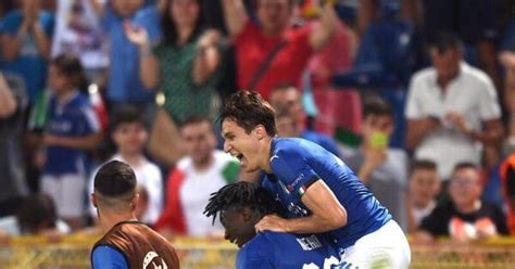 Nach einem 1:1 in florenz wurde das duell. Gastgeber Italien mit perfektem EM-Start gegen Spanien ...
