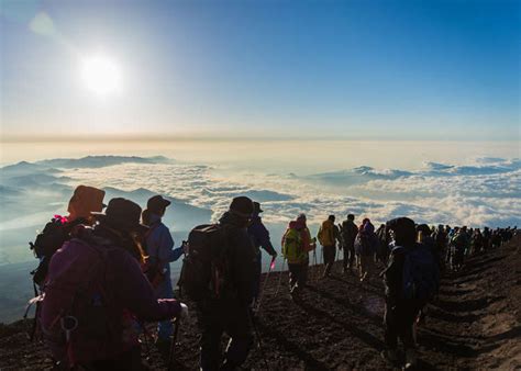 Climbing Mount Fuji For Beginners Guide To Trails Preparation And