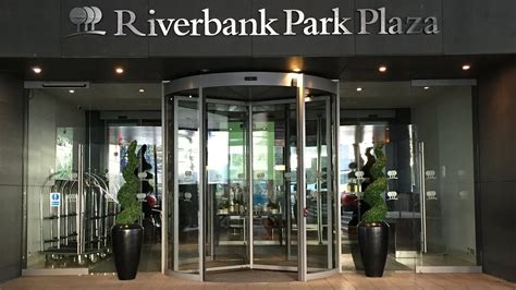 After a day of exploring the local area, including the london eye and westminster, unwind with a massage at. Breakfast and Executive Lounge stay at the Park Plaza ...