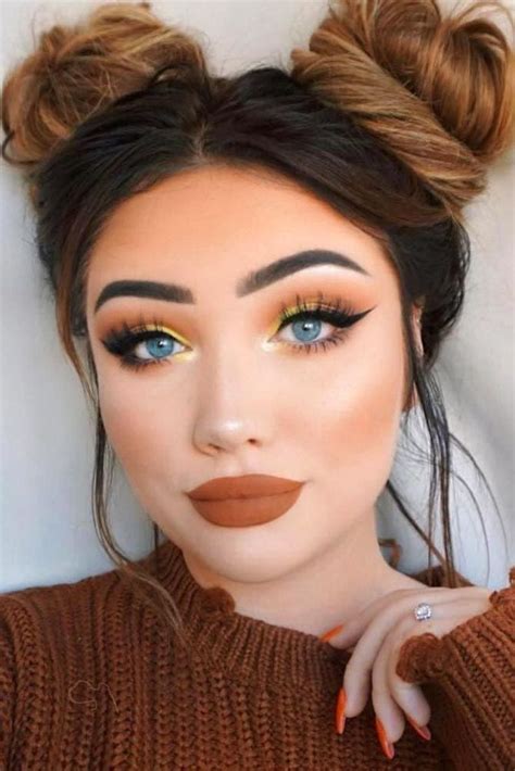 35 Flattering Natural Makeup Ideas For Brunettes In 2020 Spring