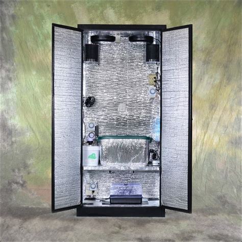 4.2 out of 5 stars 18. Grow Box USA Fullback: Award Winning Turn-Key Hydroponic ...