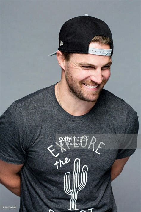 Stephen amell removed from flight after allegedly berating his wife. Die besten 25+ Stephen amell Ideen auf Pinterest | Oliver ...