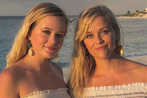 Ava Phillippe Talks Weirdly Similar Twinning With Reese Witherspoon