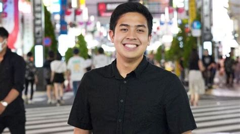 Profil Jerome Polin Youtuber Muda Asal Surabaya Yang Vrogue Co
