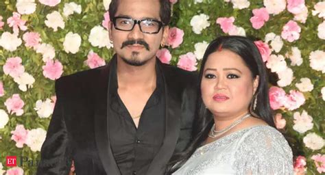 Ncb Files 200 Page Charge Sheet Against Comedian Bharti Singh And Husband Haarsh Limbachiyaa In