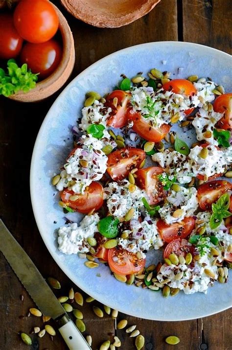 Cottage Cheese Salad With Tomatoes Sommersalater Salatopskrifter