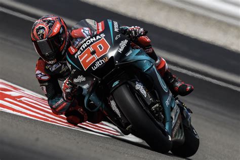 Fabio quartararo aborde la trêve estivale avec une nouvelle victoire en poche grâce à une nouvelle attendu après avoir démontré le meilleur rythme en fp4, fabio quartararo a répondu présent avec. Fabio Quartararo va pouvoir viser très haut la saison ...