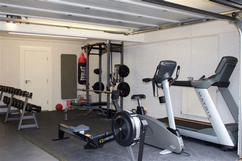 3 Tips For Turning Your Garage Into A Home Gym