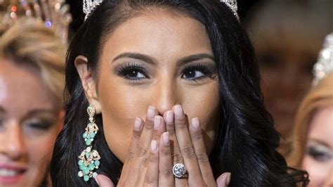 Ashley Callingbull Canadian From First Nation Wins Mrs Universe Cbc News