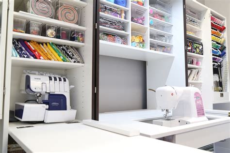 The Ultimate Sewingbox Has Room For Storing Multiple Machines And Table