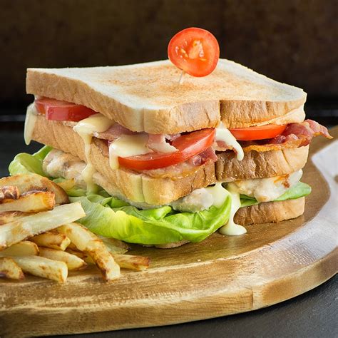 The Ultimate Club Sandwich Charlottes Lively Kitchen