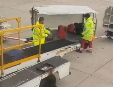 Worker Videoed Throwing Passengers Luggage At Manchester Airport Al Bawaba