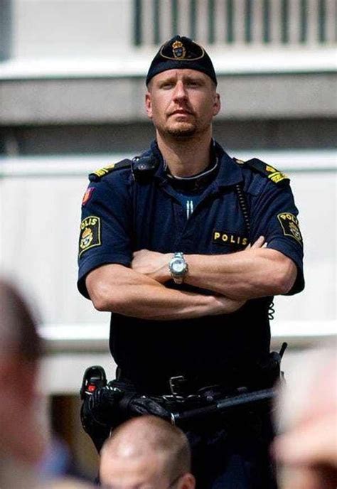 What Police Uniforms Look Like Around The World Police Uniforms Police Swedish Police