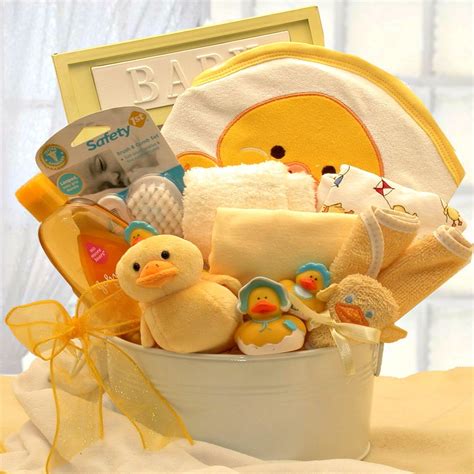 It's perfect for exploring different textures as well as making fantastic noises when a baby bangs them! New Baby Bath Time, Duckling-Theme Gift Set