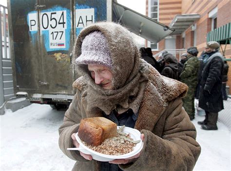 Number Of Russians Living In Poverty Rose To Nearly 20 Million In 2015