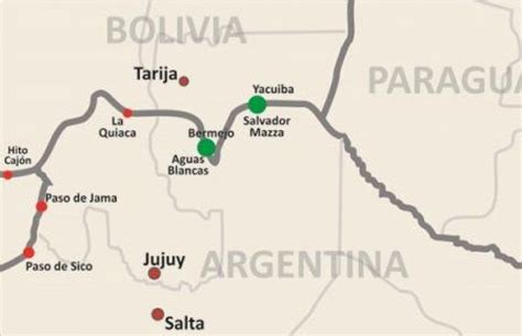 Muchos mochileros pasan por la frontera sobretodo en la temporada de verano (enero a marzo) en sus rutas latinoamericanas ademas de los que cruzan por motivos comerciales y familiares. Piden un muro en la frontera con Bolivia para frenar el ...