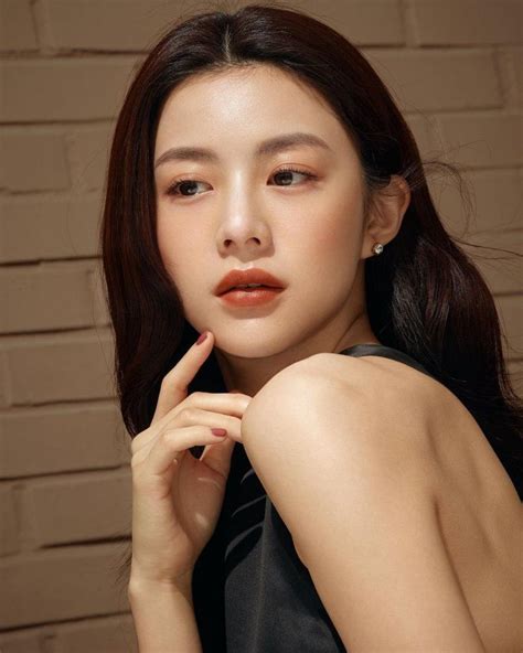 go yoon jung photo gallery 고윤정 in 2021 ulzzang girl picture korean beauty