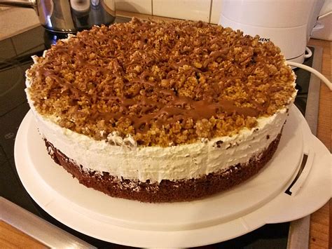 Es geht aber auch im thermomix oder mit. Nuss - Sahne - Kuchen | Rezept | Kuchen, Kuchen und torten ...
