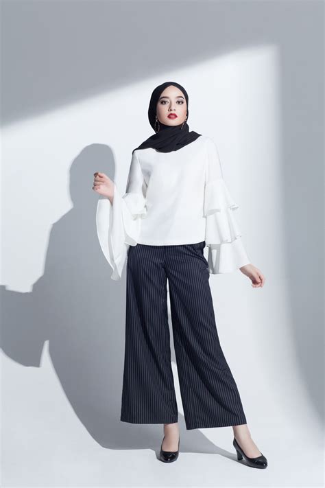 Elmira sageef modest fashion on instagram: Style Wanita Hijab Tema Hitam Putih - Galeri Gambar