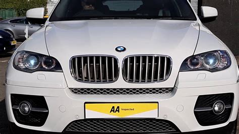 When the original version was launched, we'd never seen a vehicle that combined a chunky suv body with the kind of sleek, sloping roofline you'd usually see. BMW X6 4.5 50i xDrive 5dr - YouTube