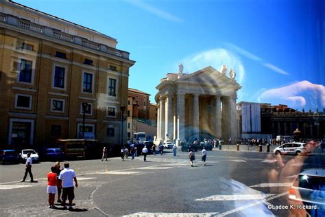 Vatican city is the world's smallest fully independent. Ladee's Travels: Rome, Italy - Vatican City area
