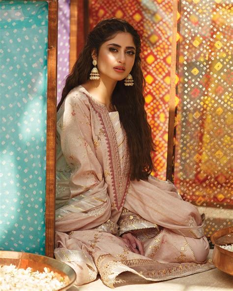 Sajal Ali Latest Beautiful Photo Shoot For Qalamkar Reviewitpk