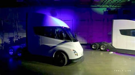 Tesla Delivers Electric Semis To Pepsico At Nevada Factory Business