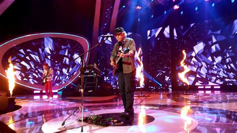 Berikut saya sajikan tutorial cara live cinta nikita hari ini di sctv. SCTV AWARDS 2019 IWAN FALS - SENANDUNG LIRIH LIVE - YouTube