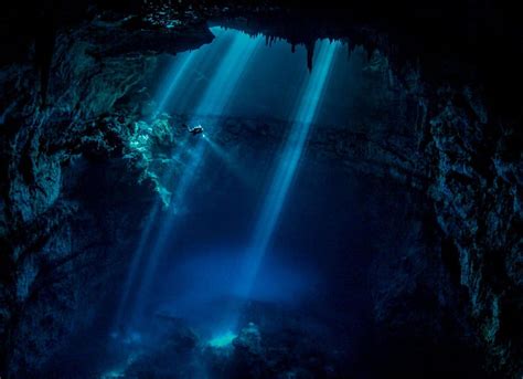 Beautiful Underwater Caves Wallpaper