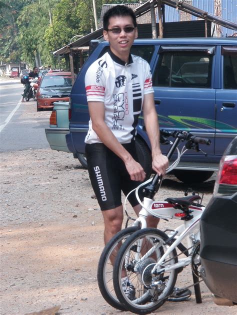 The expert drivers and staff ensures complete relaxation of the passengers. AhPek Biker - Old Dog Rides Again: Selangor: Gombak to ...