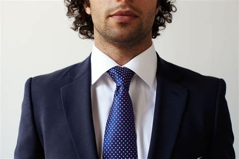 If you're going for a classic look with a collared shirt, unfold the collar and drape the tie around its base. Giorgenti New York » (3) Different Types of Tie Knots
