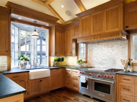 There are a lot of factors that you need to consider when you plan to design a new kitchen or remodeling. Garden window ideas - add light and space to your kitchen