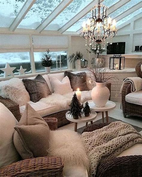 28 Cool Ways To Cozy Up Your Living Room For Winter