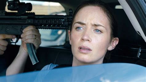 See Emily Blunt Get Ready For A Gunfight In Sicario Clip