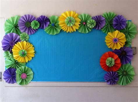 It is a popular and fun way to inspire learning and showcase students' creativity. Bulletin board border. | School Ideas | Pinterest