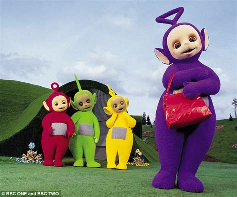 Tinky Winky Actor Simon Shelton Barnes Dies Aged 52 Daily Mail Online