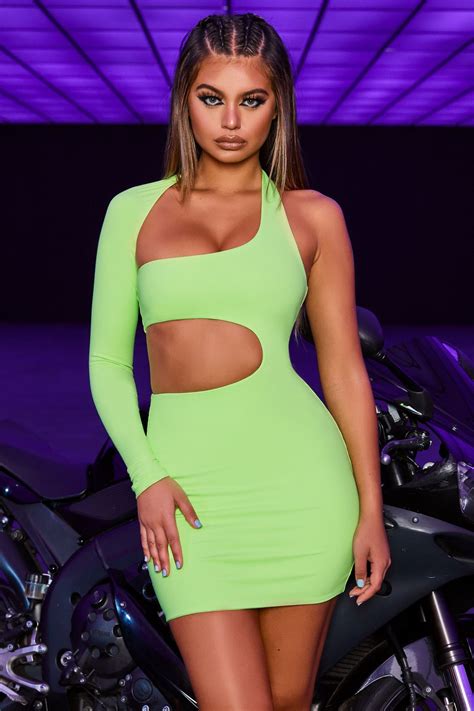 Sofia is the capital and largest city of bulgaria. SOFIA JAMORA for Oh Polly 2019 - HawtCelebs