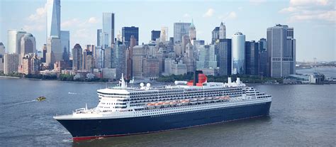 Above all, it's the space she offers and the luxury for you to do as little or as much as you wish which sets her apart. Gerenoveerde Queen Mary 2 in Zeebrugge | Focus en WTV