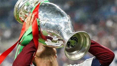 Portugal, who would have crashed out had they lost to hungary, have now reached the knockout stage in all seven of their european championship appearances. Prediksi Hungaria vs Portugal Siaran Euro 2021 Live RCTI ...