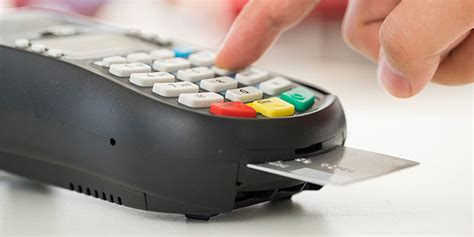 Wereldwijd geaccepteerd 180 dagen aankoopverzekering aflevergarantie. Battle Over Debit Card Swipe Fees Continues | Hardware ...