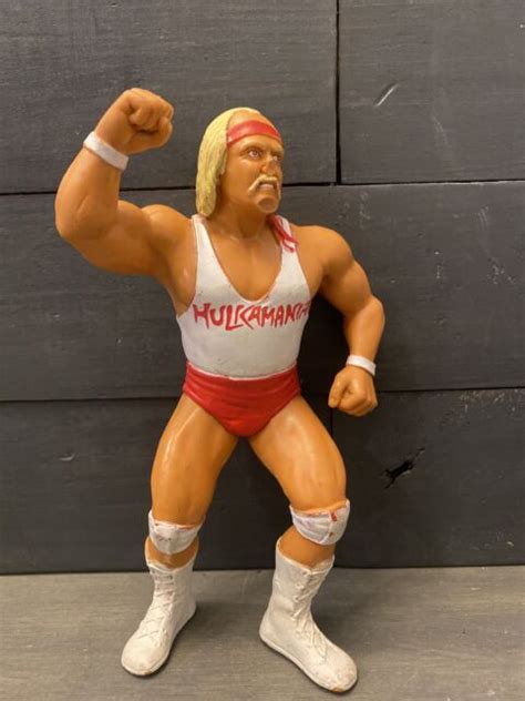 Vintage Hulk Hogan Ljn Titan Sports Wwf Wrestling Figure Wwe Toys