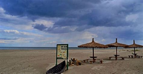 Masina o veti lasa in tulcea, mahmudia sau murighiol, pentru ca sfantu gheorghe nu este legat direct de reteaua de drumuri din romania. Marina - Sulina