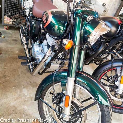 New Royal Enfield Classic 350 Green Colour Exhaust Note Thump Sound